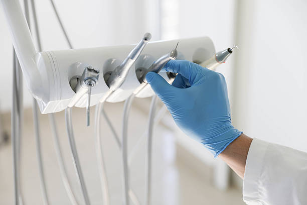 Professional Tooth Extraction technician working in North Springfield, VA